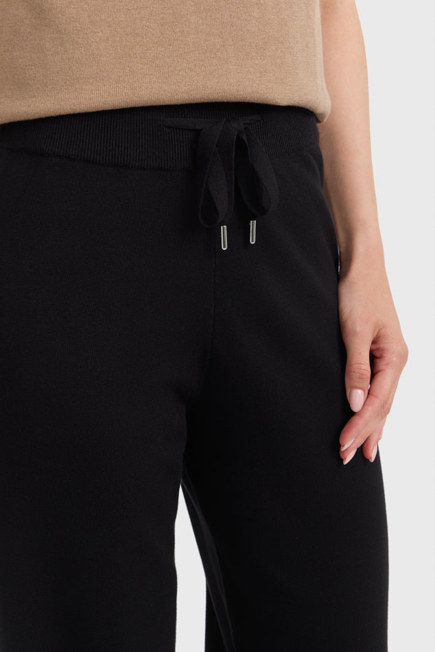 Chelsea Women's Knit Pants Harcour USA