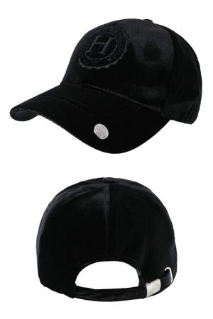 Pierrette Velvet Cap